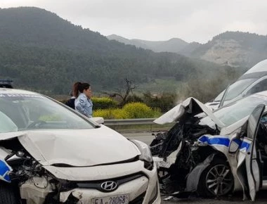 Αυτοκίνητο πήγαινε ανάποδα στην εθνική οδό - Καταδίωξη θρίλερ - 1 νεκρός (φωτό, βίντεο) (upd)